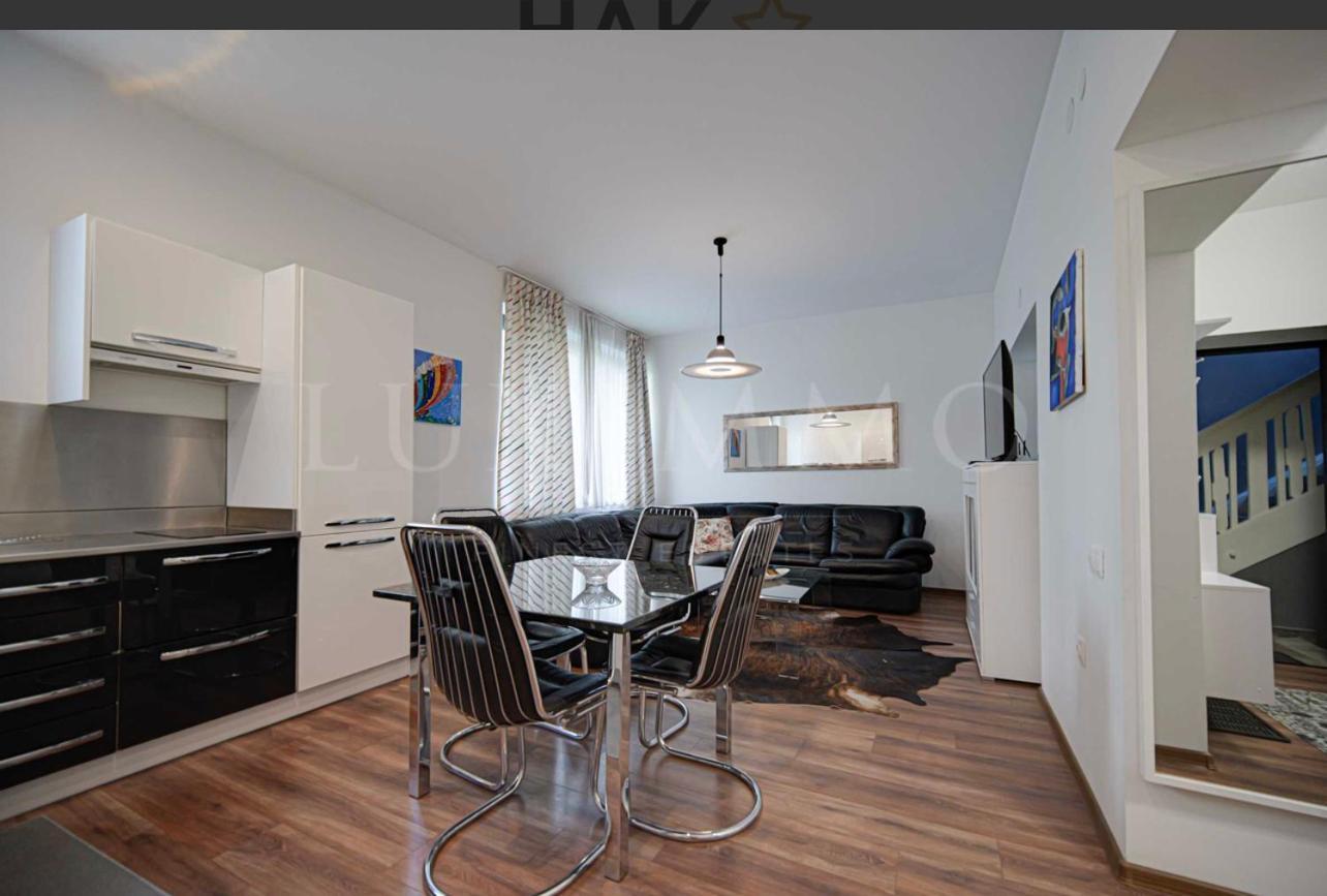 A Lovely 2 Bedroom Apartment In The Heart Of Sofia Esterno foto